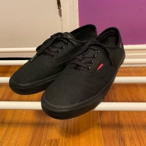 Levi’s Women’s Sz 10 Black Sneaker